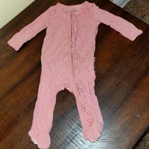 Caden Lane zipper ruffle footie